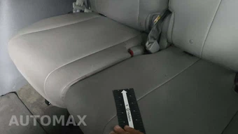 2017 Toyota Sienna XLE 8-Passenger 119.3" WB - miniatura 32
