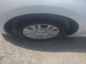 2017 Toyota Sienna XLE 8-Passenger 119.3" WB - miniatura 8