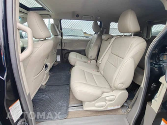 2017 Toyota Sienna XLE 8-Passenger 119.3" WB - miniatura 23