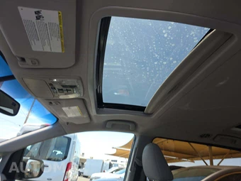 2017 Toyota Sienna XLE 8-Passenger 119.3" WB - miniatura 11