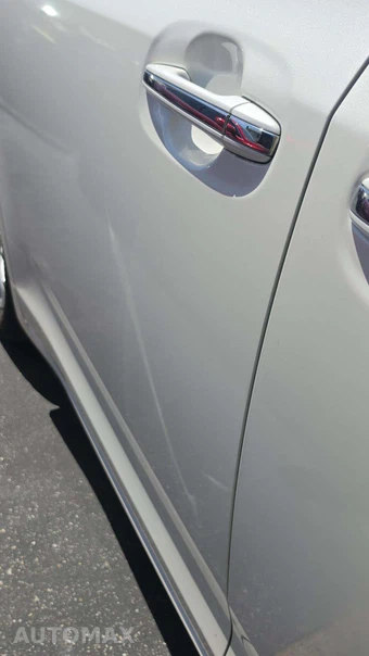 2017 Toyota Sienna XLE 8-Passenger 119.3" WB - miniatura 36