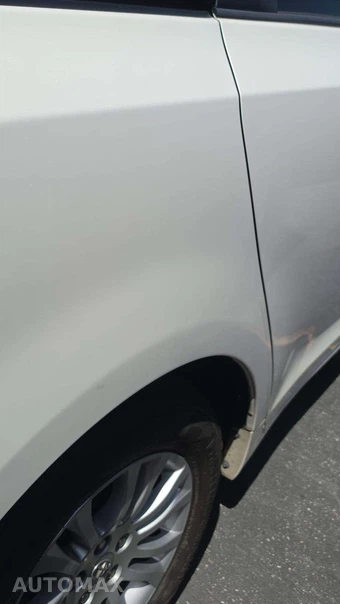 2017 Toyota Sienna XLE 8-Passenger 119.3" WB - miniatura 41