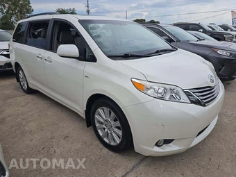 2017 Toyota Sienna XLE Premium 7-Passenger 119.3" WB - miniatura 4
