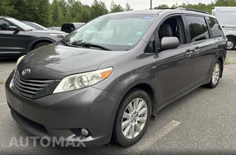 2017 Toyota Sienna XLE Premium 7-Passenger 119.3" WB - samochód z USA z aukcji Manheim, oferta Kup Teraz w AUTOMAX