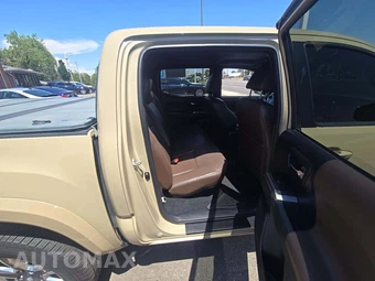 2017 Toyota Tacoma Limited Crew Cab Medium Bed - miniatura 16