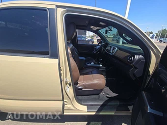 2017 Toyota Tacoma Limited Crew Cab Medium Bed - miniatura 18