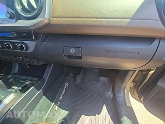 2017 Toyota Tacoma Limited Crew Cab Medium Bed - miniatura 19