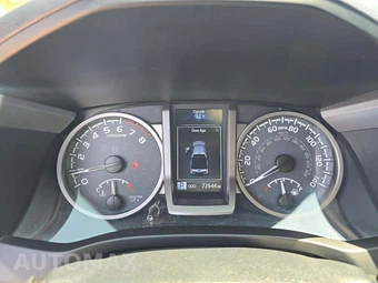 2017 Toyota Tacoma Limited Crew Cab Medium Bed - miniatura 9