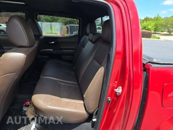 2017 Toyota Tacoma Limited Crew Cab Medium Bed - miniatura 10