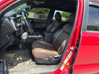 2017 Toyota Tacoma Limited Crew Cab Medium Bed - miniatura 3