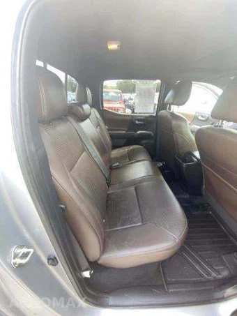 2017 Toyota Tacoma Limited Crew Cab Medium Bed - miniatura 18