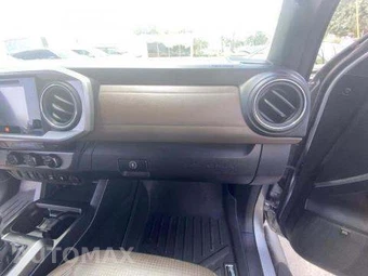 2017 Toyota Tacoma Limited Crew Cab Medium Bed - miniatura 21