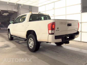 2017 Toyota Tacoma SR Crew Cab Medium Bed - miniatura 6