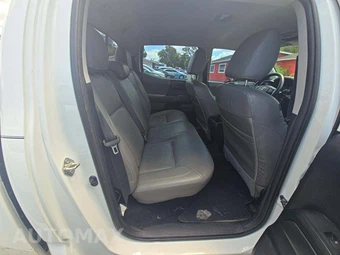 2017 Toyota Tacoma SR Crew Cab Medium Bed - miniatura 16