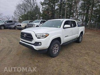 2017 Toyota Tacoma SR5 Crew Cab Medium Bed