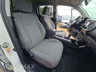 2017 Toyota Tacoma SR5 Crew Cab Medium Bed - miniatura 18