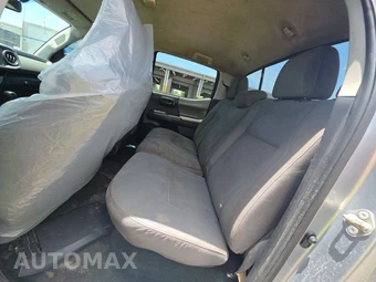 2017 Toyota Tacoma SR5 Crew Cab Medium Bed – miniatura 13