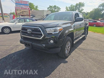 2017 Toyota Tacoma SR5 Crew Cab Medium Bed
