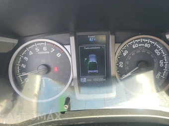 2017 Toyota Tacoma SR5 Crew Cab Medium Bed - miniatura 12
