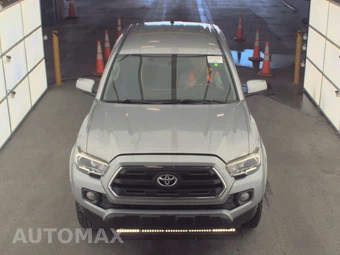 2017 Toyota Tacoma SR5 Crew Cab Medium Bed - miniatura 2