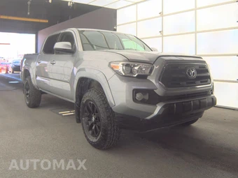 2017 Toyota Tacoma SR5 Crew Cab Medium Bed - miniatura 3