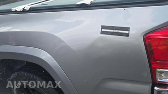2017 Toyota Tacoma SR5 Crew Cab Medium Bed - miniatura 34