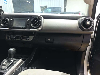 2017 Toyota Tacoma SR5 Crew Cab Medium Bed - miniatura 19