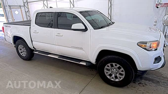 2017 Toyota Tacoma SR5 Crew Cab Medium Bed - miniatura 3