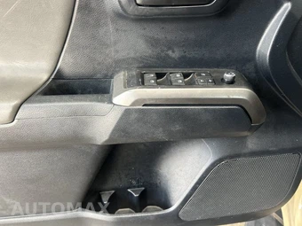 2017 Toyota Tacoma SR5 Crew Cab Medium Bed - miniatura 11