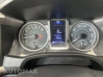 2017 Toyota Tacoma SR5 Crew Cab Medium Bed - miniatura 16