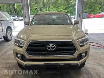 2017 Toyota Tacoma SR5 Crew Cab Medium Bed - miniatura 7
