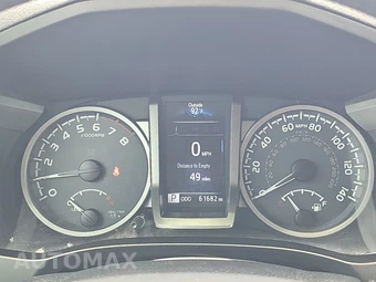 2017 Toyota Tacoma SR5 Crew Cab Medium Bed - miniatura 12