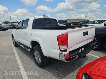 2017 Toyota Tacoma SR5 Crew Cab Medium Bed - miniatura 6