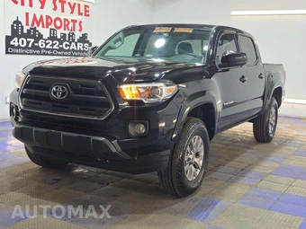 2017 Toyota Tacoma SR5 Crew Cab Medium Bed