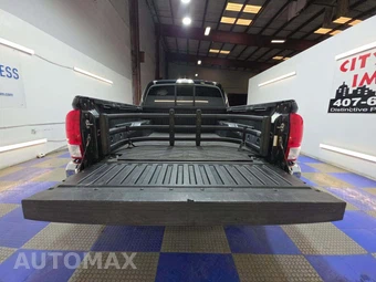 2017 Toyota Tacoma SR5 Crew Cab Medium Bed - miniatura 14