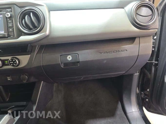 2017 Toyota Tacoma SR5 Crew Cab Medium Bed - miniatura 19