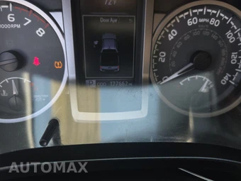 2017 Toyota Tacoma SR5 Crew Cab Medium Bed - miniatura 12