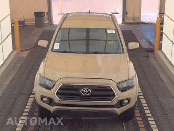 2017 Toyota Tacoma SR5 Crew Cab Medium Bed - miniatura 2