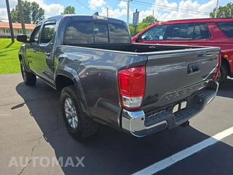 2017 Toyota Tacoma SR5 Crew Cab Medium Bed - miniatura 2