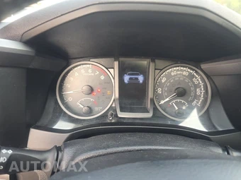 2017 Toyota Tacoma SR5 Crew Cab Medium Bed - miniatura 12