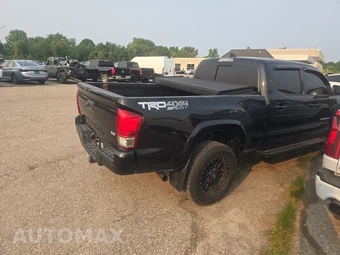 2017 Toyota Tacoma SR5 Crew Cab Medium Bed - miniatura 4