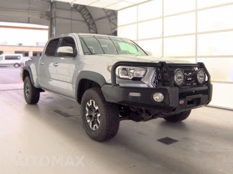 2017 Toyota Tacoma TRD Off-Road Crew Cab Long Bed - miniatura 3