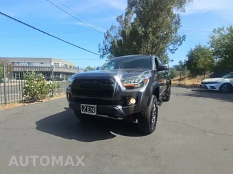 2017 Toyota Tacoma TRD Off-Road Crew Cab Long Bed