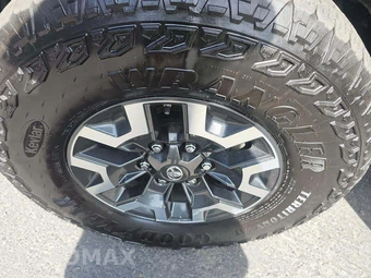 2017 Toyota Tacoma TRD Off-Road Crew Cab Long Bed - miniatura 23