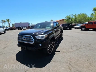 2017 Toyota Tacoma TRD Off-Road Crew Cab Medium Bed