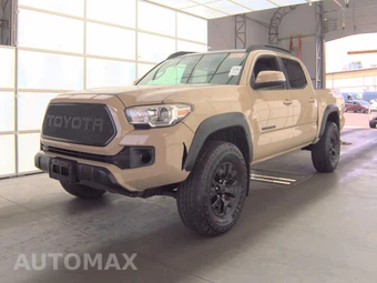 Zdjęcie pojazdu 2017 Toyota Tacoma TRD Off-Road Crew Cab Medium Bed z USA