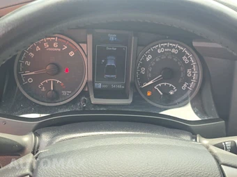 2017 Toyota Tacoma TRD Off-Road Crew Cab Medium Bed - miniatura 12