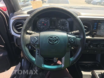 2017 Toyota Tacoma TRD Off-Road Crew Cab Medium Bed - miniatura 10