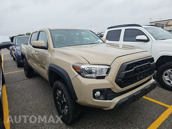 2017 Toyota Tacoma TRD Off-Road Crew Cab Medium Bed - miniatura 3