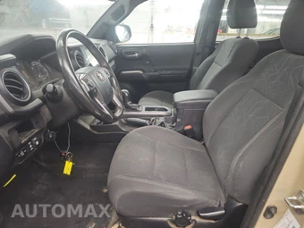 2017 Toyota Tacoma TRD Off-Road Crew Cab Medium Bed - miniatura 7